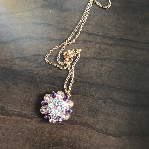 NWOT Swarovski Necklace - Picture 1 of 4